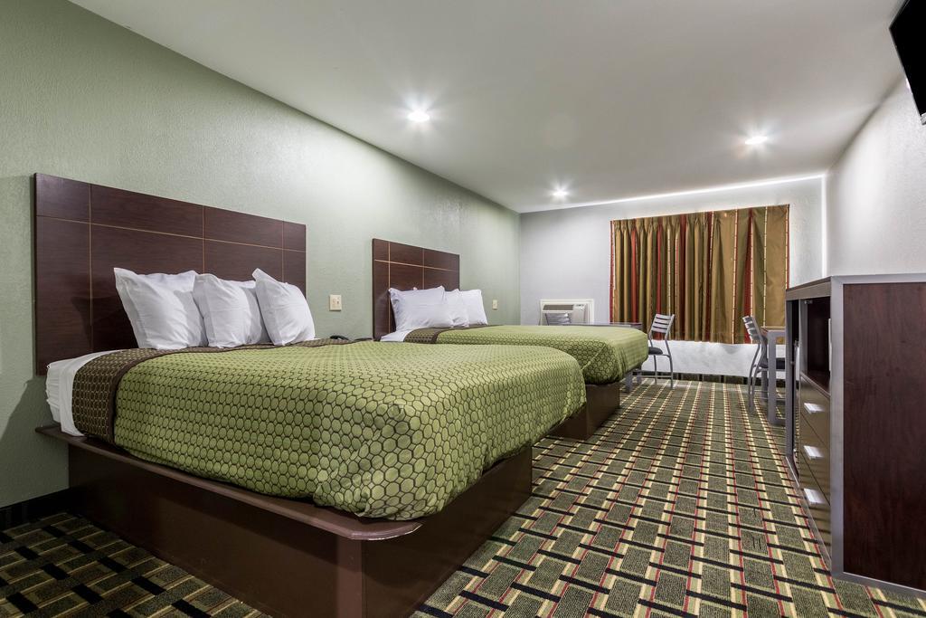 Scottish Inn And Suites تومبول المظهر الخارجي الصورة