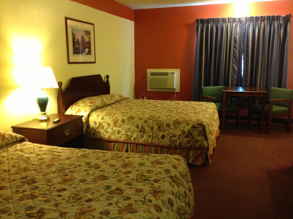 Scottish Inn And Suites تومبول الغرفة الصورة